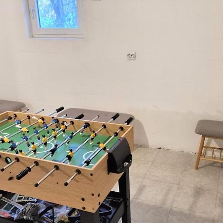 Villa Casa din Vie, piscină încălzită, întreaga locație la 15min de centrul orașului Oradea Extérieur photo
